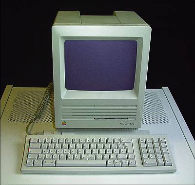 Weller Computer Collection: Apple Macintosh SE