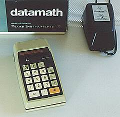Weller Computer Collection: Texas Instruments TI-2500 DataMath. Erster Taschenrechner.