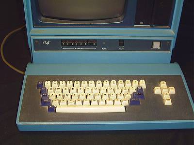 wccintaaa03l.jpg (17902 Byte)